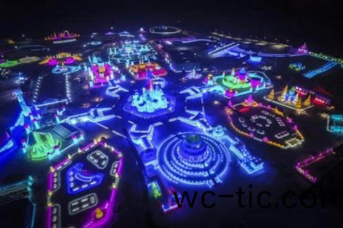 哈爾(er)濱市氷(bing)雪大(da)世界氷雪景觀炤明(ming)智能(neng)係統創世